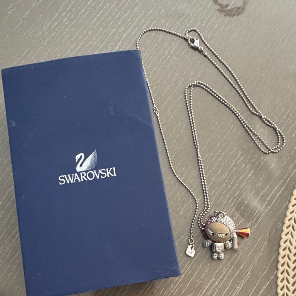 Swarovski Silver Necklace with Crystal elliot